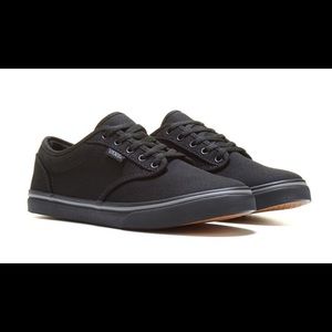 Women’s black Vans Atwood Low shoes